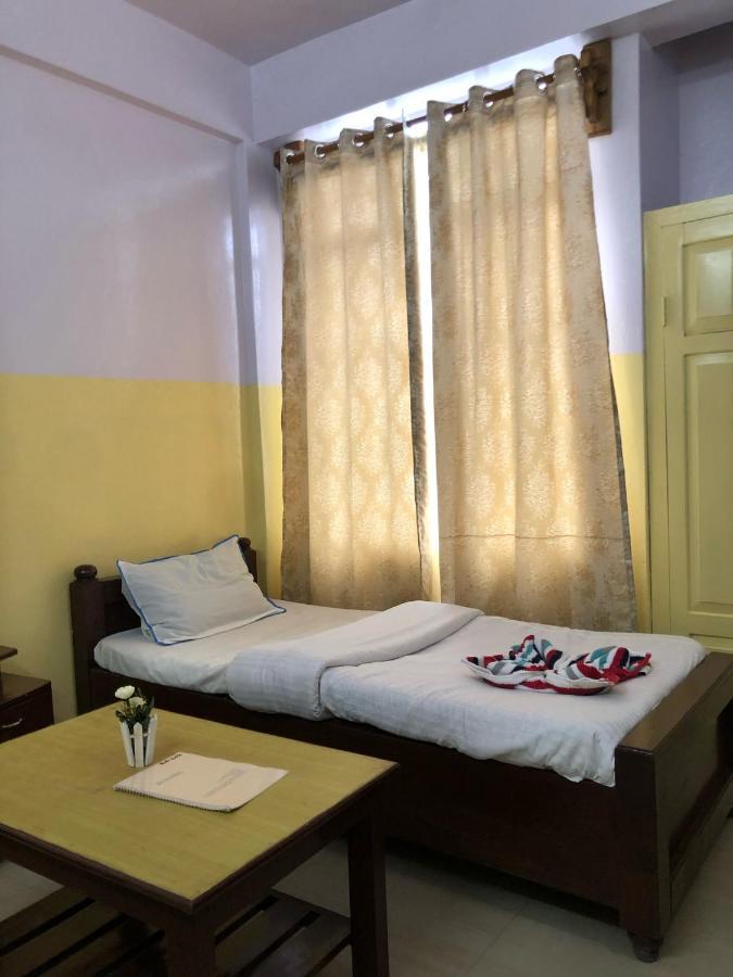 Jn Hotel Kohima Esterno foto