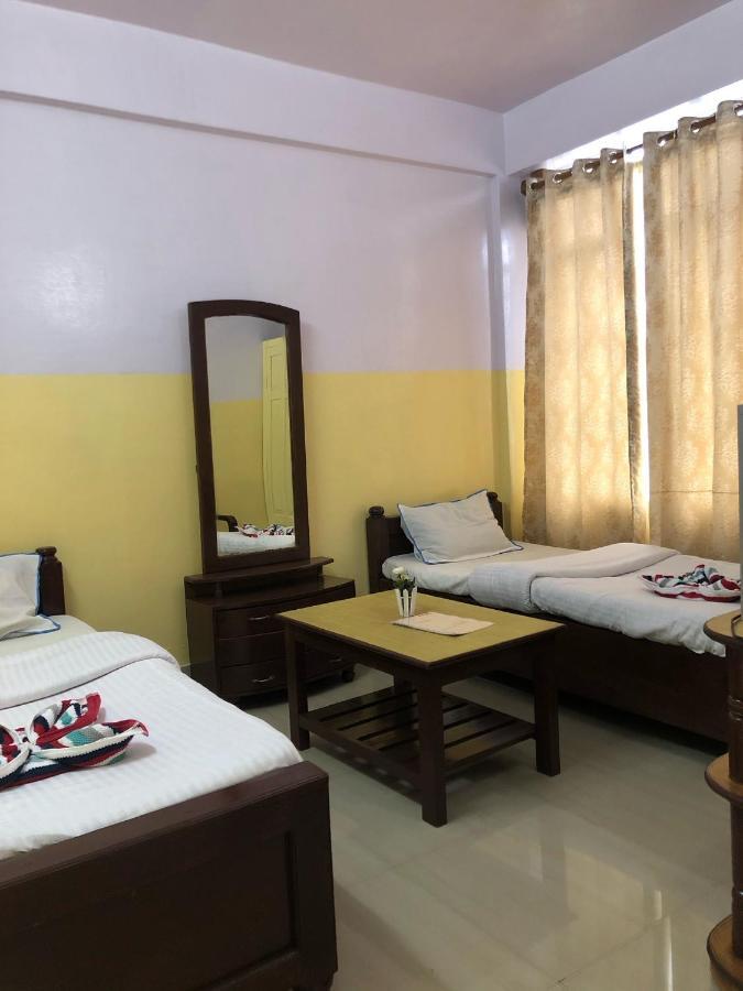 Jn Hotel Kohima Esterno foto