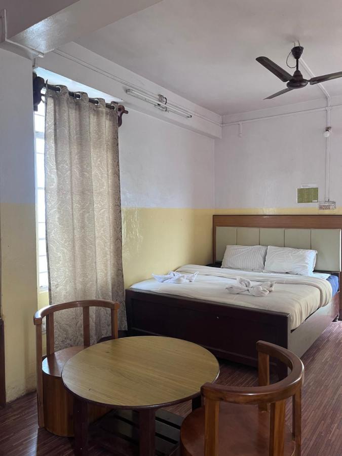 Jn Hotel Kohima Esterno foto